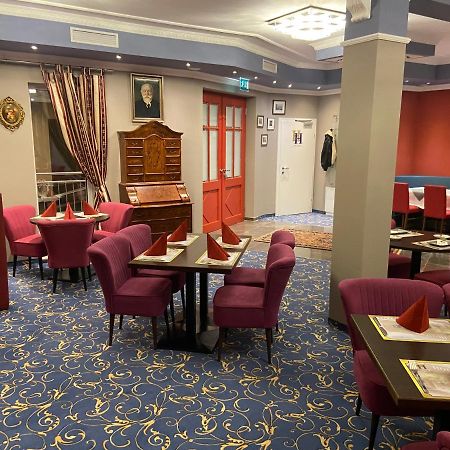 Hotel Restaurant Hesch Gabersdorf Buitenkant foto